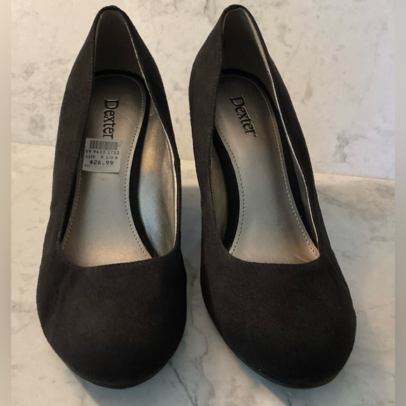 Dexter Women's Classic Black Heels - Picture 1 of 9
